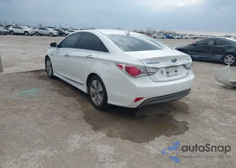 2013 Hyundai Sonata Hybrid Limited z USA, uszkodzony, nr VIN KMHEC4A47DA099594